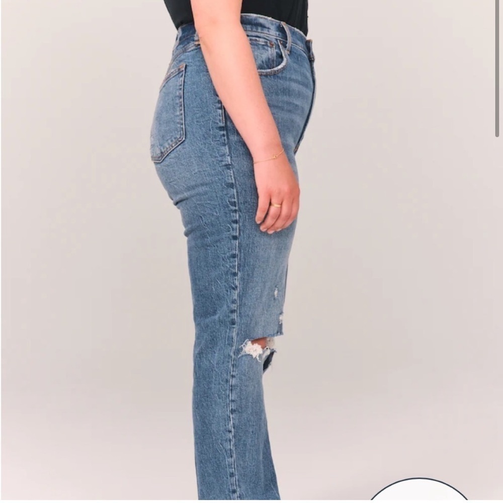 Abercrombie & Fitch Curve Love 90’s Straight Jean - Picture 2 of 11